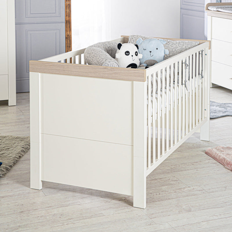 Babyzimmer Set „Lucy“ 3-teilig mit Kinderbett 70x140 cm, Wickelkommode und Kleiderschrank