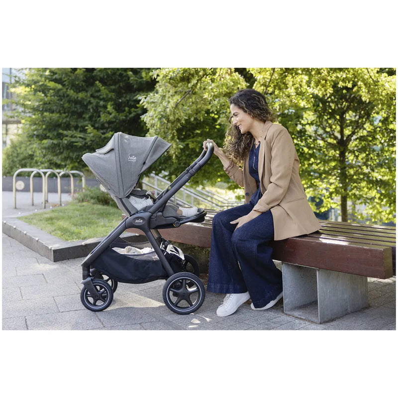 Joie Finiti Signature Eclipse inkl calmi R129