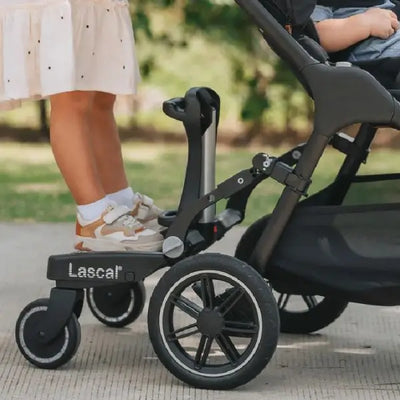 FLEXIBLES SITZEN ODER STEHEN