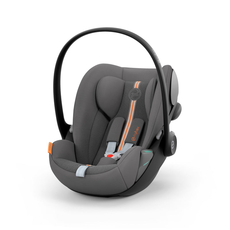 CYBEX Cloud G i-Size Plus und Base G 360 (Lava Grey Plus)