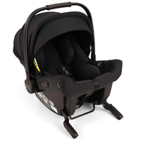 Nuna DEMI next mit Babywanne und PIPA urbn Babyschale im Set