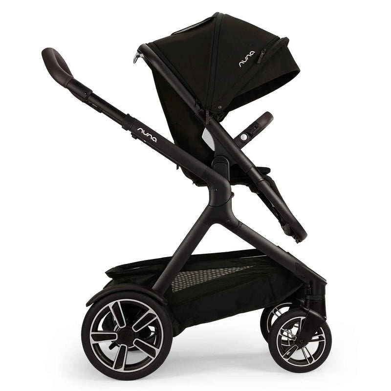 Nuna DEMI next mit Babywanne und PIPA urbn Babyschale im Set