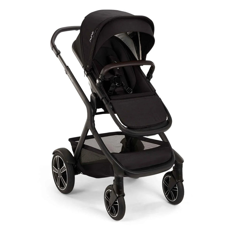 Nuna DEMI next mit Babywanne und PIPA urbn Babyschale im Set